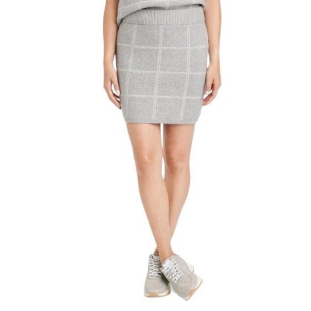 A New Day XS Gray Plaid Skirt